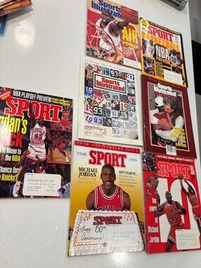 Vintage Michael Jordan 90s Magazine Collection 12+ Issues SI & SPORT #R17 t